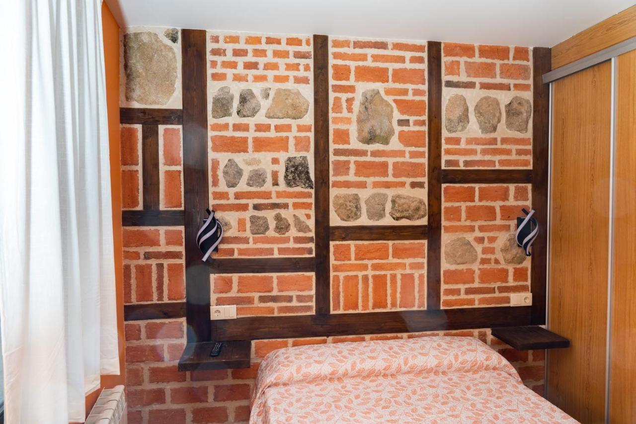La Casona De Trescasas Holiday home Sonsoto